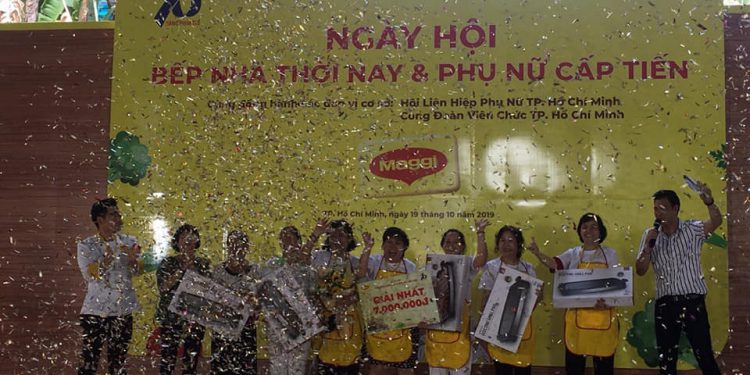 Hãng Phim Trẻ tổ chức cuộc thì nấu ăn” Bếp ăn thời nay – Phụ nữ cấp tiến”