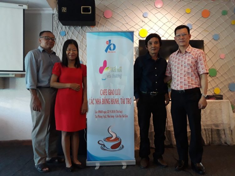 Hãng Phim Trẻ  giao lưu thân mật với các cá nhân, đơn vị đã cùng đồng hành chương trình Kết nối yêu thương.