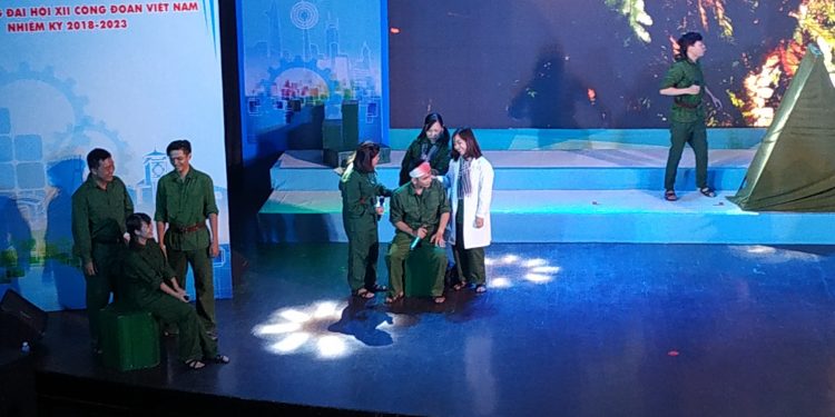 Tham gia hội diễn văn nghệ 2018 với chủ đề “ Vinh quang Việt Nam”