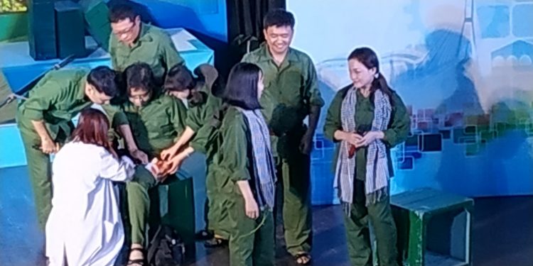 Tham gia hội diễn văn nghệ 2018 với chủ đề “ Vinh quang Việt Nam”