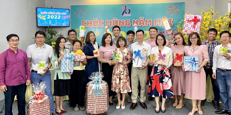 Hãng Phim Trẻ tổ chức họp mặt đầu năm Xuân Nhân Dần